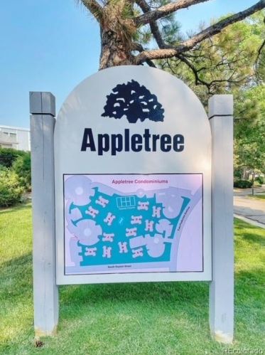 6480 Dayton St, Englewood, CO 80111-5543