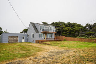 5477 Pacific Coast Hwy, Waldport, OR 97394-9615