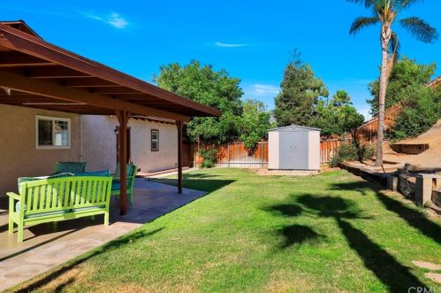 6010 Kitty Hawk Dr, Riverside CA  92504-1422 exterior