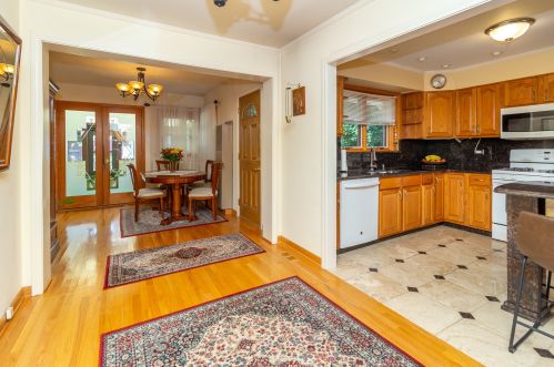 7908 Nora Ave, Niles IL  60714-3216 exterior