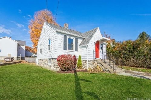 147 Bouley Ave, Waterbury, CT 06705-1218