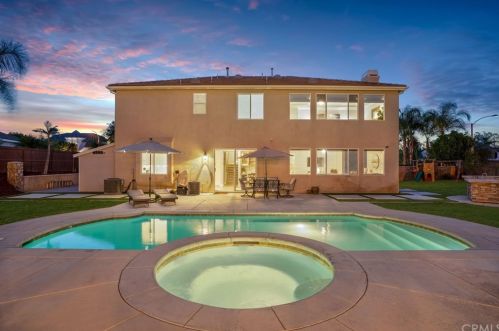 17426 Half Moon Ct, Riverside CA  92503-7055 exterior
