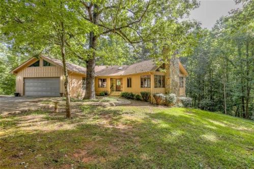 192 Ridge Ln, Lula, GA 30554-3608