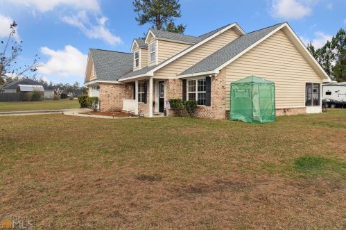 154 Miller St, Bayview, GA 31316-5666