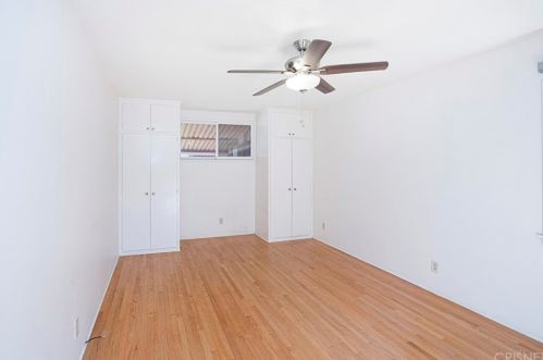 1828 Canada Blvd, Glendale CA  91208-2610 exterior