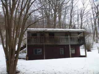 748 Blue Horizon Dr, Morgantown, WV 26501-2065