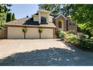 21900 Hedges Dr, Tualatin, OR 97062-8928