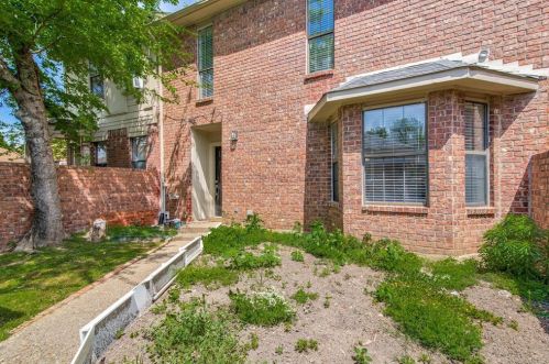 721 Pebble Beach Dr, Garland TX  75043-5621 exterior