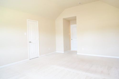 9099 Red Stag Ln, Conroe TX  exterior