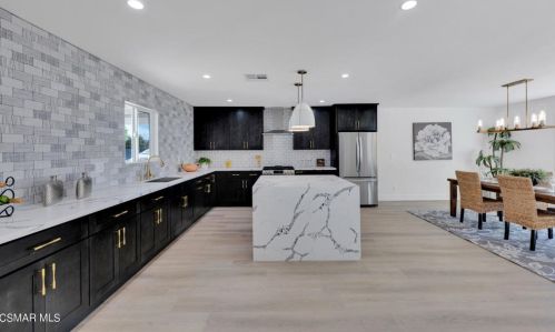 3096 Reservoir Dr, Simi Valley CA  93065-1001 exterior