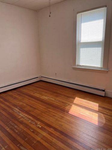 46 King St, Torrington CT  06790-6905 exterior