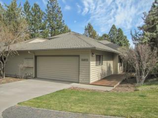 2812 Golf Course Dr, Bend, OR 97701-5502