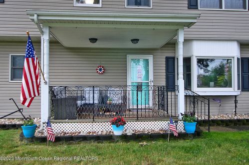 44 Moorage Ave, Berkeley Township, NJ 08721-1840