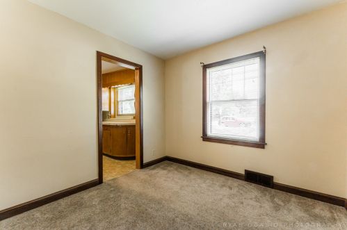 145 Fair St, Sycamore IL  60178-1645 exterior