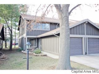 9 Trailridge Ln, Springfield, IL 62704-1035
