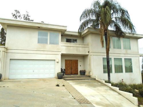 2014 Vinton Way, Redlands, CA 92373-7324