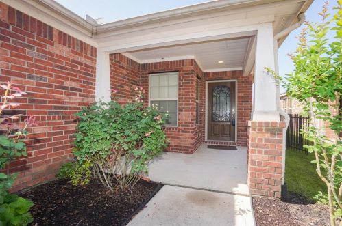 2918 Cone Flower Dr, Richmond TX 77469-5550 exterior