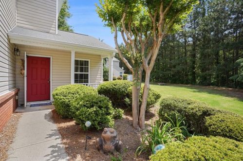 203 Swanee Ln, Holly Springs, GA 30188-7803