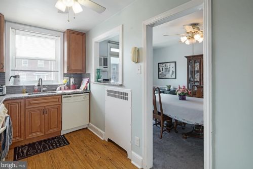 3016 Longshore Ave, Philadelphia, PA 19149-1905