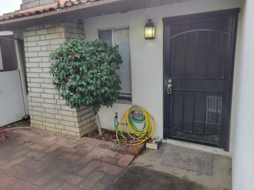 2728 Santiago Dr, Modesto, CA 95354-3236