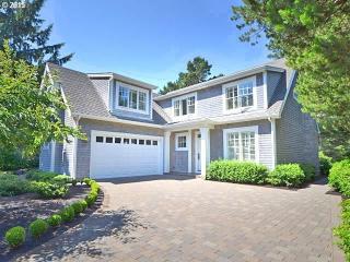 839 Lakeview Dr, Manzanita, OR 97130-9139