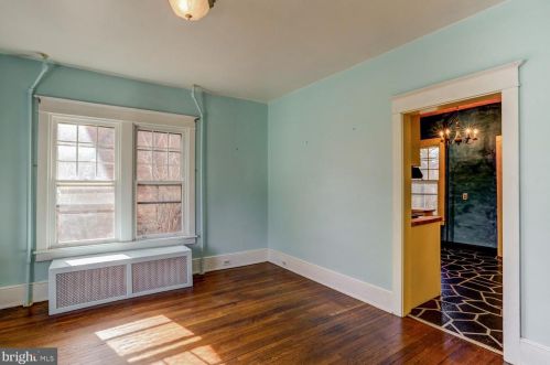 48 Cottage Ave, Lancaster PA  17602-3212 exterior