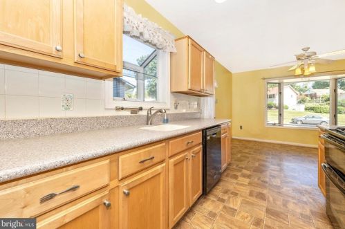 13216 Dauphine St, Silver Spring MD 20906-5211 exterior