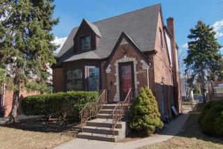 6335 Oketo Ave, Chicago, IL 60631-1919