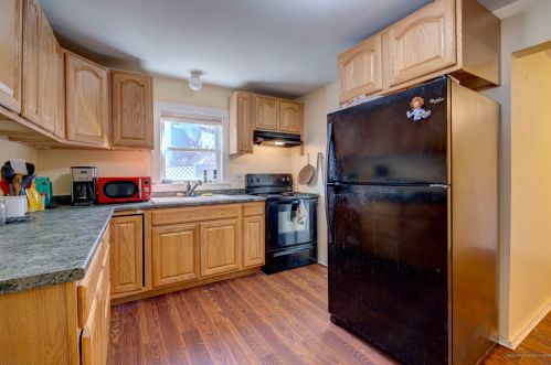 73 Forest St, Biddeford, ME 04005-4100