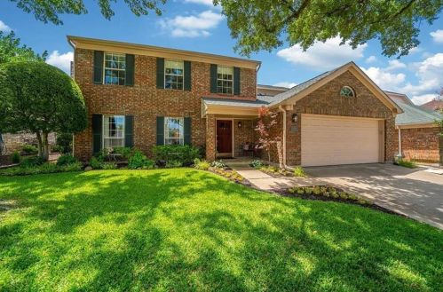 8428 Creekbluff Dr, Dallas TX  75249-3608 exterior