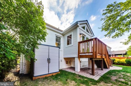 403 Dale Dr, Silver Spring MD  20910-5528 exterior