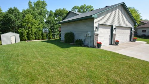 7322 31st St, Saint Paul MN  55128-4030 exterior