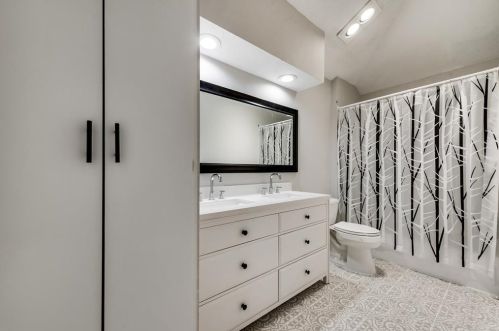 3403 Aries Dr, Garland TX  75044-6633 exterior