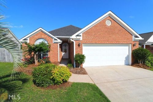 103 Montrose Ln, Lithonia, GA 31028-8553