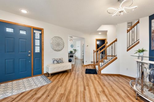 2062 Holloway Ave, Saint Paul MN  55109-3907 exterior