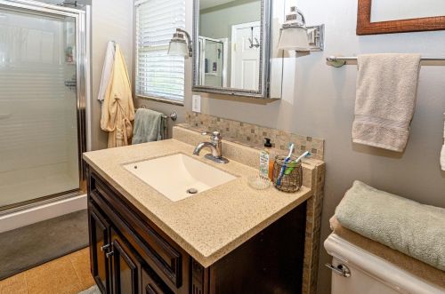 3975 Harvestridge Dr, Cincinnati OH 45211-2548 exterior