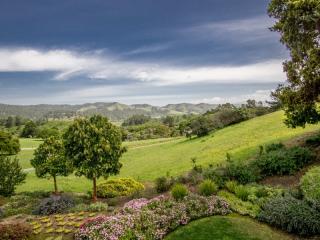 5471 Quail Meadows Dr, Carmel, CA 93923-7930