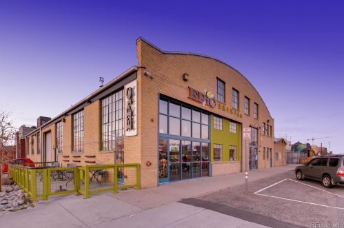 3101 Blake St, Denver CO  80205-2346 exterior