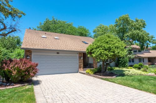 90 Cypress Ct, Palatine, IL 60067-2708