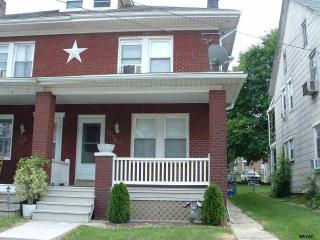 1550 King St, York, PA 17404-5617