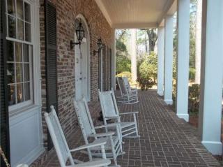 905 Santee Dr, Florence, SC 29501-5737