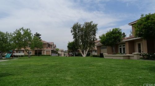 960 Appaloosa Way, Anaheim CA  92808-2347 exterior