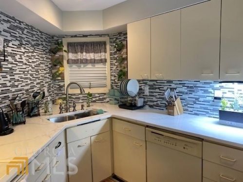 2610 Brushy Nob Ln, Stockbridge GA  30281-5243 exterior