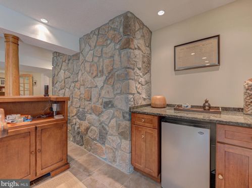 16325 Whitehaven Rd, Silver Spring MD 20906-1129 exterior