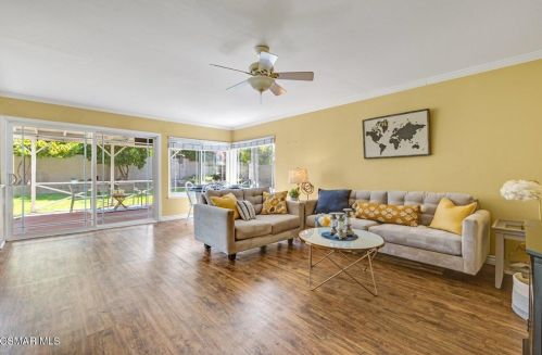 1976 Bridget Ave, Simi Valley CA  93065-3612 exterior