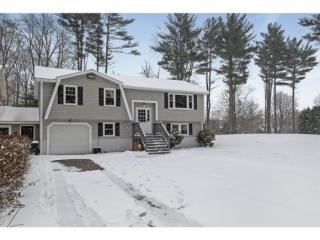 6 Kimberly Dr, Seabrook, NH 03874-4272