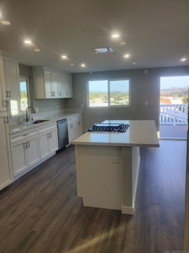 55 Havenview Ln, Oceanside, CA 92056-4831