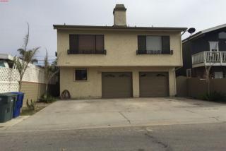 352 Santa Monica Dr, Oxnard, CA 93035-4472