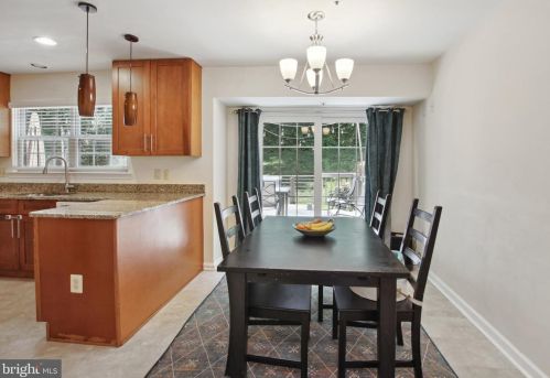 3305 Sea Prt Way, Silver Spring MD 20902-2200 exterior