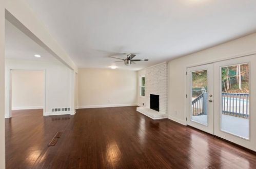 3111 Eleanor Ter, Atlanta GA  30318-6017 exterior